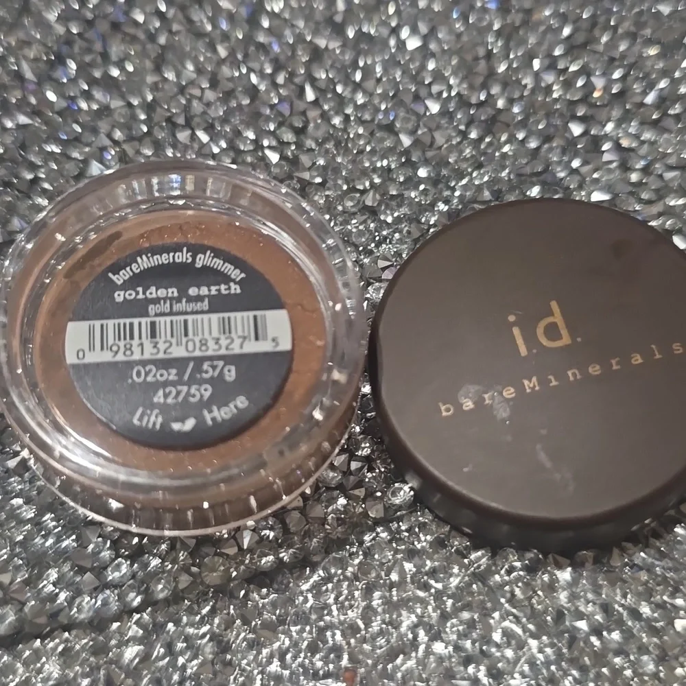 🧚‍♀️GOLDEN EARTH Bareminerals DISCONTINUED Glimmer Shadow NWT